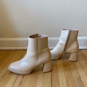 Chinese Laundry Heeled Boots